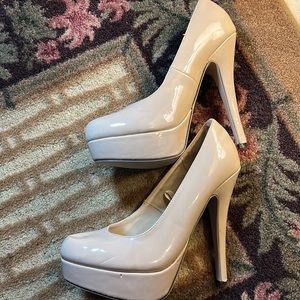 Forever 21 nude heels !